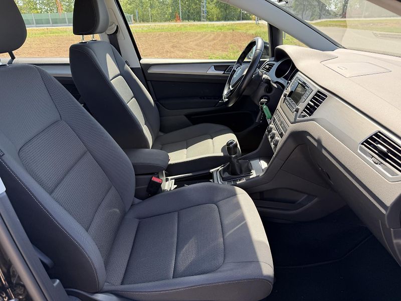 Volkswagen Golf Sportsvan 1.2 TSI DIGIKLIMA SERVISKA - fotka 28 z 32
