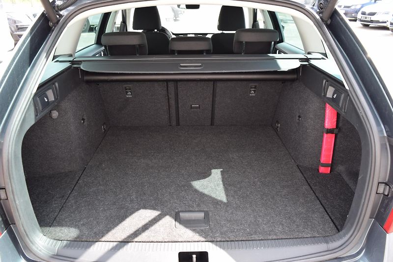 Škoda Octavia (2020) 2.0TDI 110kw AMBITION NAVI APP - fotka 10 z 50