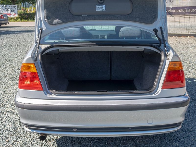 BMW Řada 3 (2000) 1.9i 77KW DIGI – po servisu - fotka 26 z 32