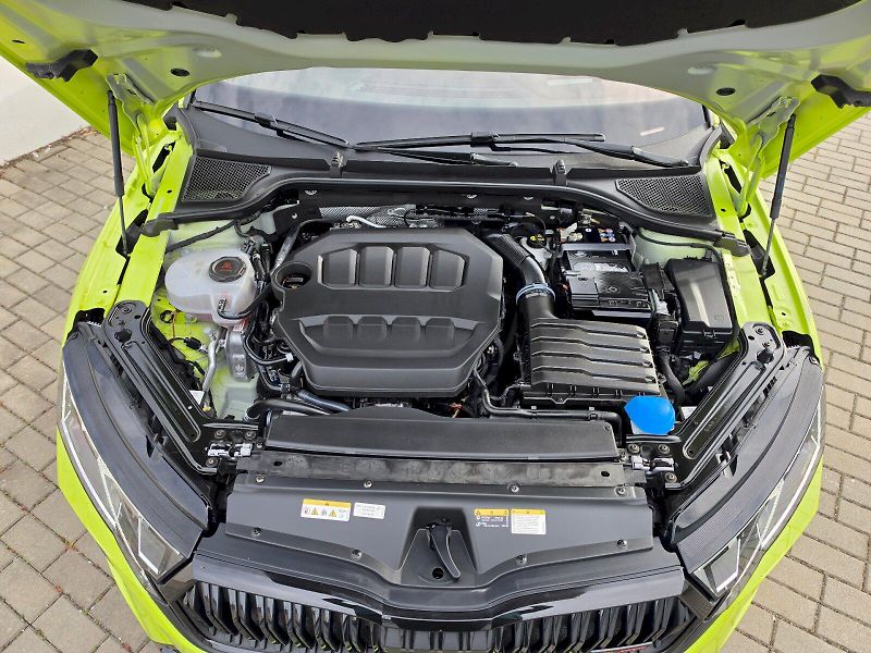 Škoda Octavia (2025) 2,0TSI 195KW DSG RS - fotka 29 z 33