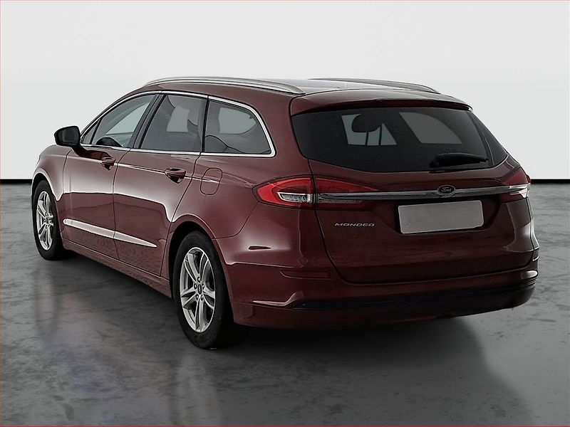 Ford Mondeo (2018) Titanium 2.0 TDCI, ČR,1.maj - fotka 4 z 16