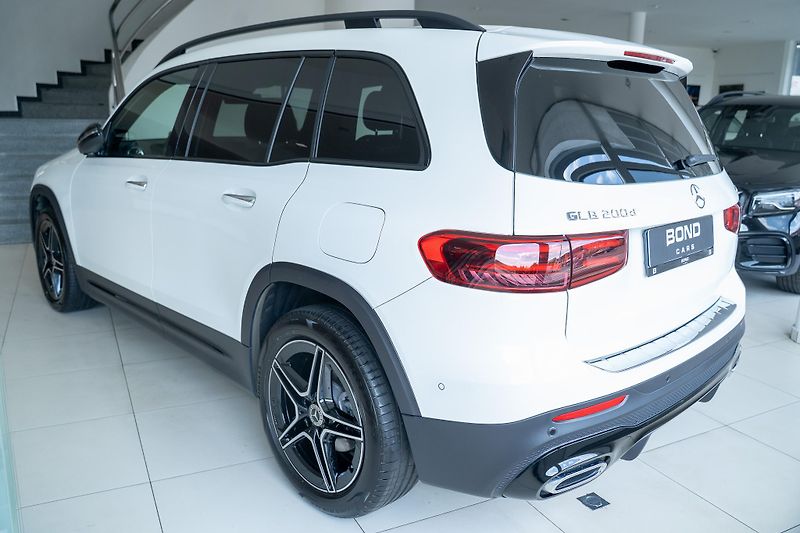 Mercedes-Benz GLB (2025) 200 d 4M/AMG/ESP/MULTIBEAM/TOP - fotka 4 z 19