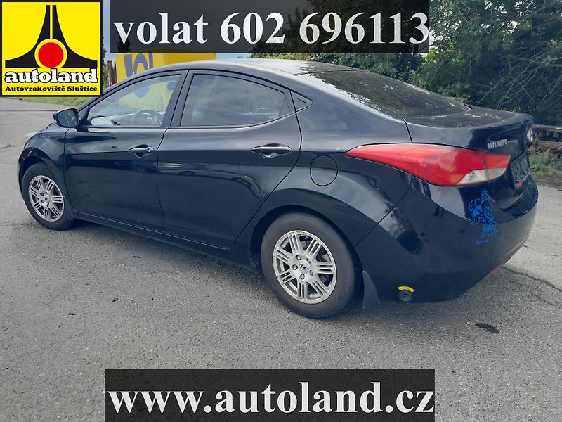 Hyundai Elantra (2012) VOLAT 602 696113 - fotka 6 z 8