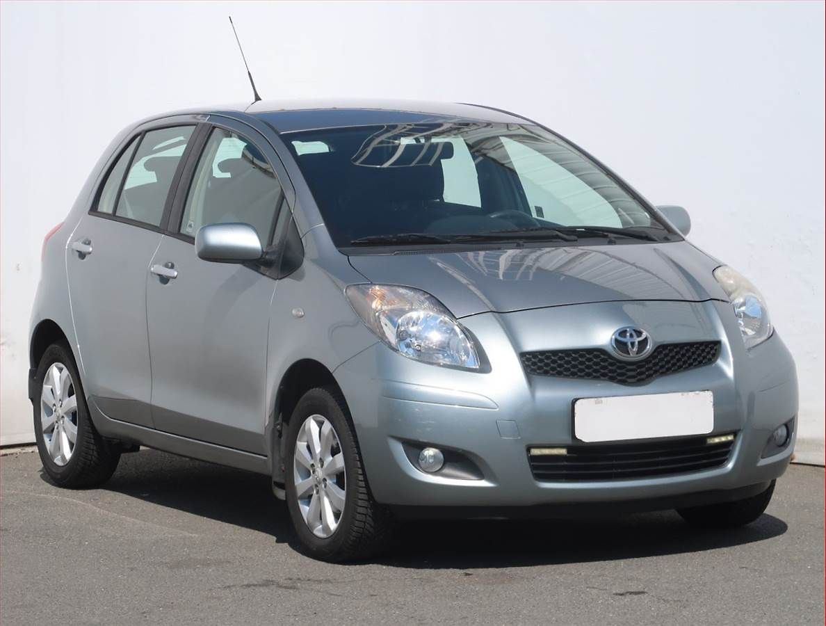 Toyota Yaris 1.0 VVT-i, Park. senzory
