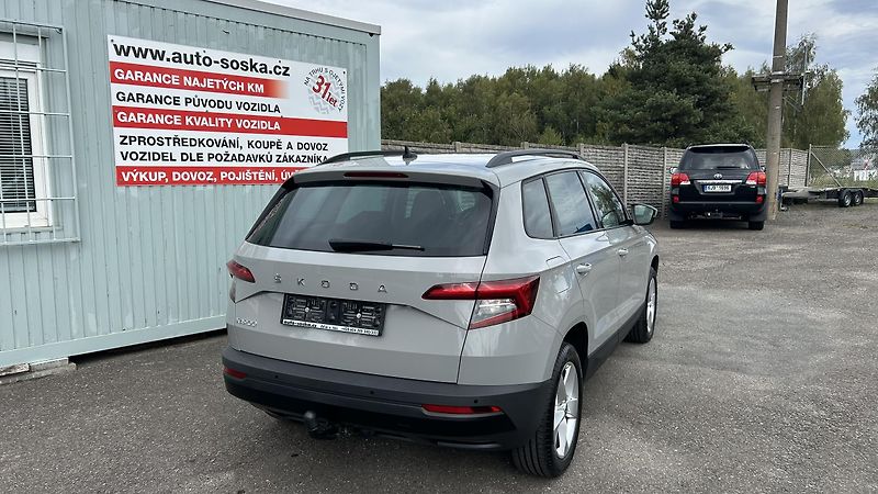 Škoda Karoq (2021) 1,5 TSI - fotka 19 z 23