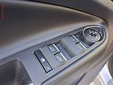 Ford Kuga (2016) 2.0 TDCi 4X4, Individual, AT - náhled 13