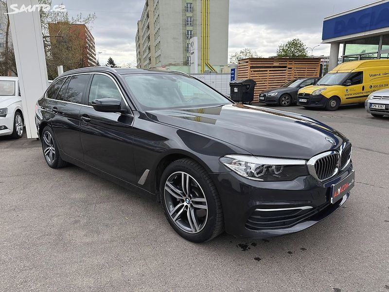 BMW Řada 5 520d XDRIVE 140kW - fotka 4 z 33