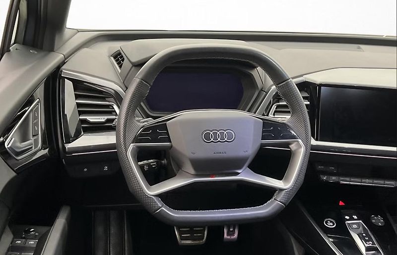 Audi Q4 40 Sportback e-tron S-Line Kam - fotka 9 z 31