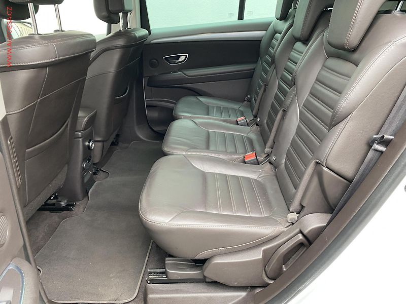 Renault Espace (2015) 1.6 dCi, Intense, AT, LED - fotka 10 z 21