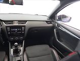 Škoda Octavia (2016) RS 2.0 TSI, Kůže, Bi-Xenony - náhled 8