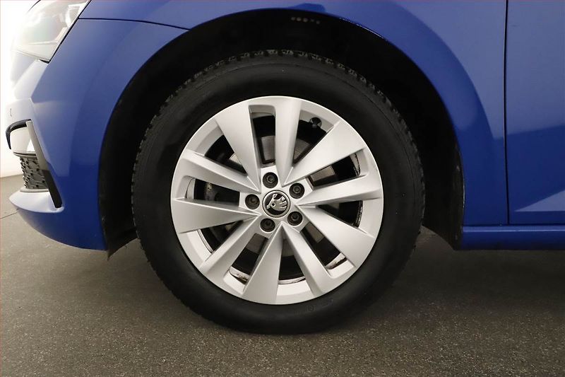 Škoda Scala (2023) Style 1.0 TSI, Automat, ČR - fotka 12 z 14
