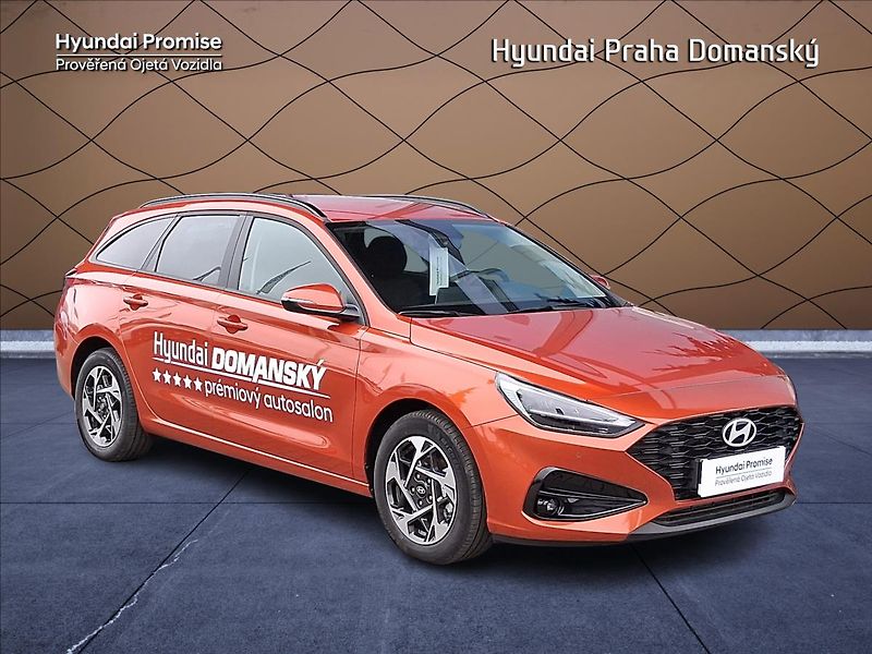Hyundai i30 1,5   TGDI,MHEV,Smart - fotka 8 z 9