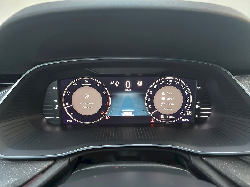 Škoda Octavia (2024) 1,5TSI 110KW Top Selection - fotka 7 z 36