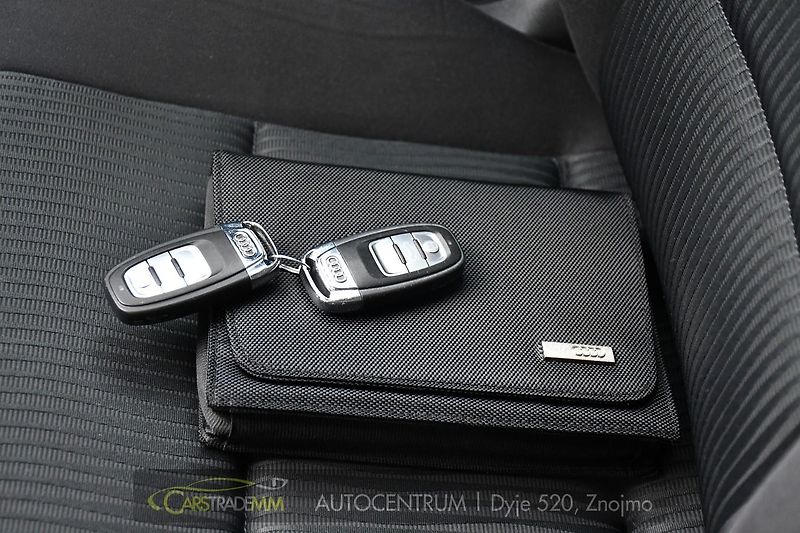 Audi A4 2.0TDi ČR PDC VÝHŘEV - fotka 32 z 35