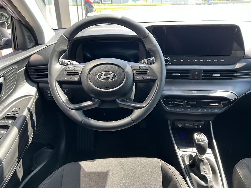 Hyundai i20 1,0 T-GDI 74 kW 6st. STYLE FL - fotka 10 z 31