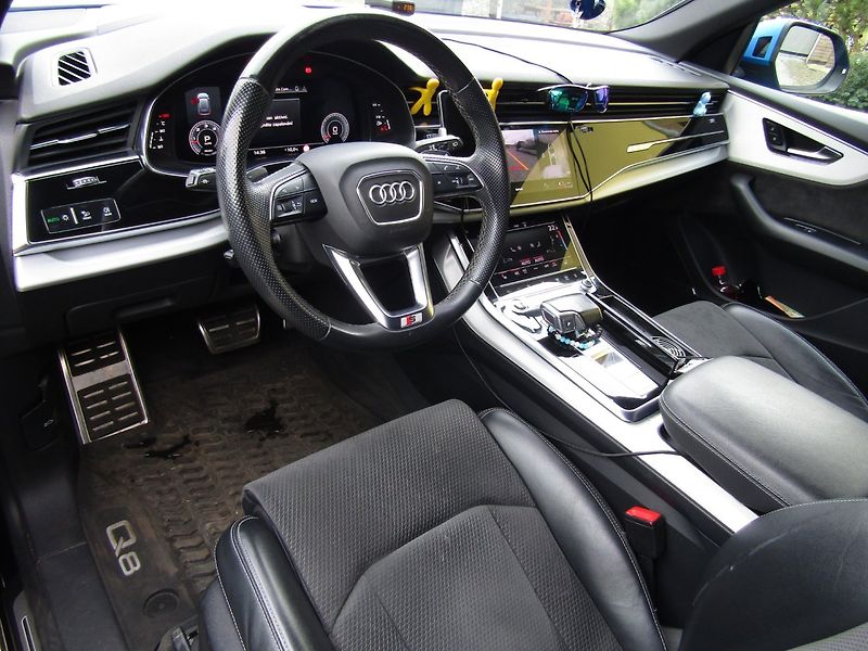 Audi Q8 (2021) 50 TDI 210kW  S-LINE - fotka 13 z 42