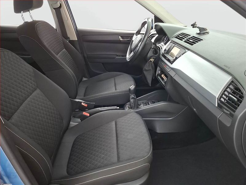 Škoda Fabia (2015) Ambition 1.4 TDI, Serv.kniha - fotka 9 z 16