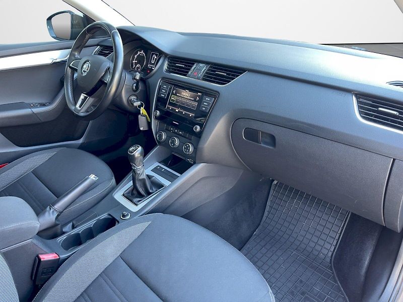 Škoda Octavia (2019) 1.5 TSI 110kW Ambition Plus co - fotka 19 z 30