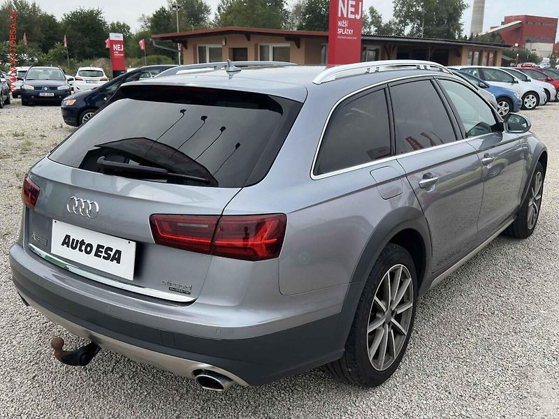 Audi A6 Allroad (2016) 3.0TDi Quattro, ČR, AT, navi - fotka 4 z 27