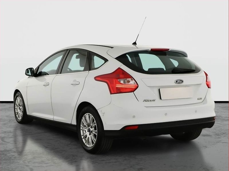 Ford Focus (2012) 1.6 TDCi, Tempomat - fotka 4 z 17