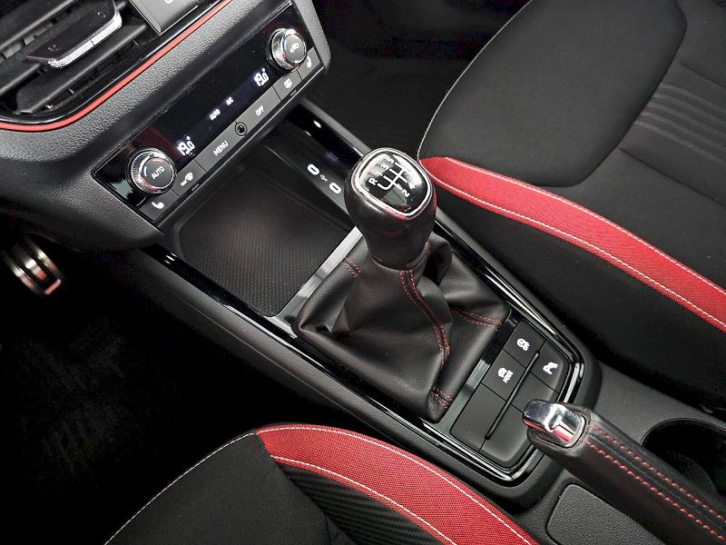 Škoda Scala (2021) 1.5TSi 110kW 6MT MONTE CARLO - fotka 26 z 33