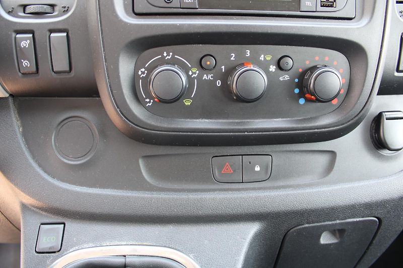 Renault Trafic 1.6DCI L2H1 9.míst+klima 85kw - fotka 14 z 18