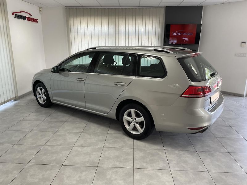 Volkswagen Golf 1.4 TSi HL DSG ČR 1.MAJ. SER. - fotka 7 z 24