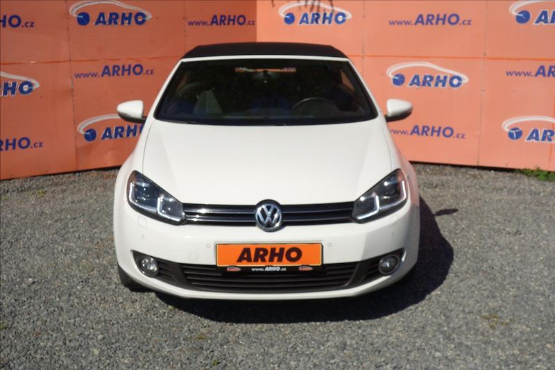 Volkswagen Golf 1,2 TSi 77KW, SERVISNÍ KNIHA. - fotka 2 z 48