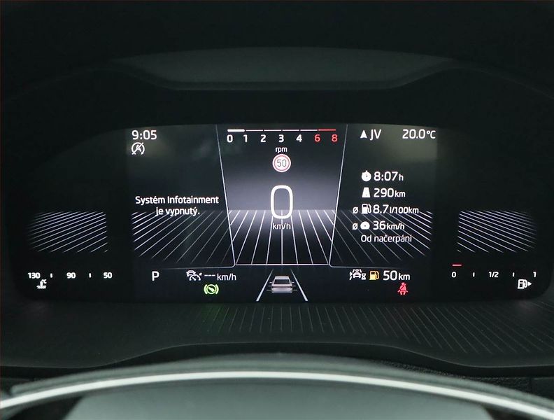 Škoda Karoq (2023) 1.5 TSI - fotka 11 z 23