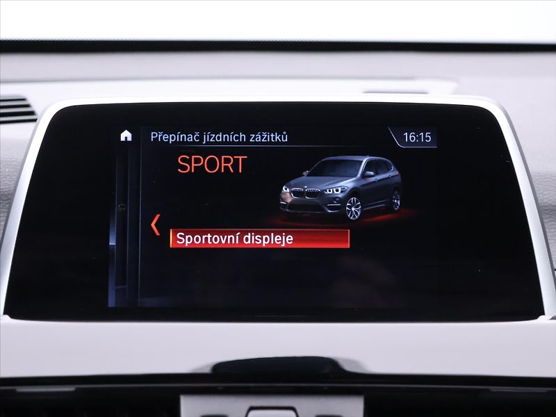 BMW X1 2,0 Xdrive 18d Sport - fotka 26 z 40