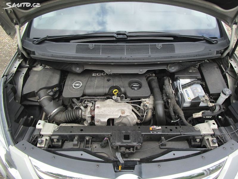 Opel Zafira 1,6D-100KW-NOVÁ STK - fotka 23 z 24
