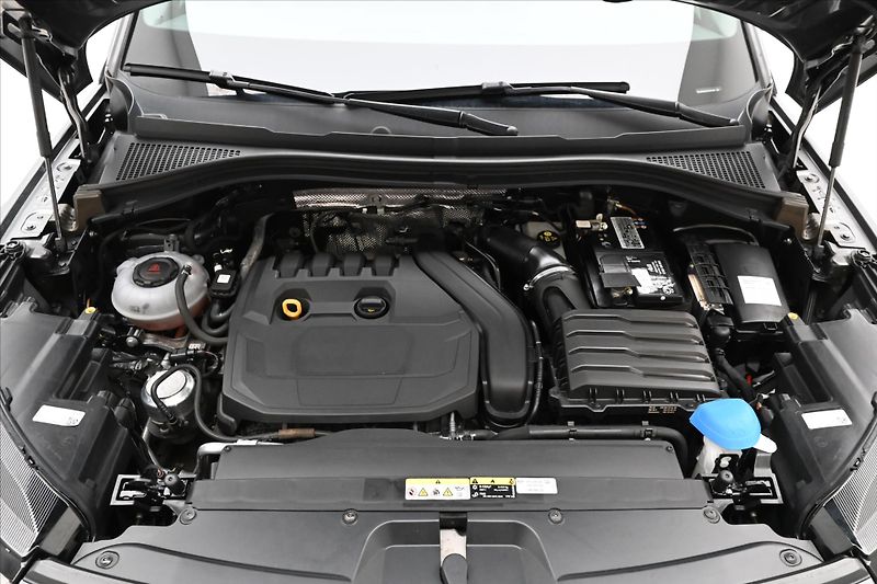 Škoda Kodiaq 1,5 TSI 110 kW SportLine Záruk - fotka 9 z 30