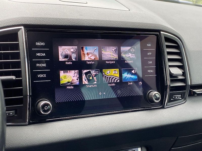 Škoda Karoq (2021) 2.0 TDI Style+ - fotka 16 z 38