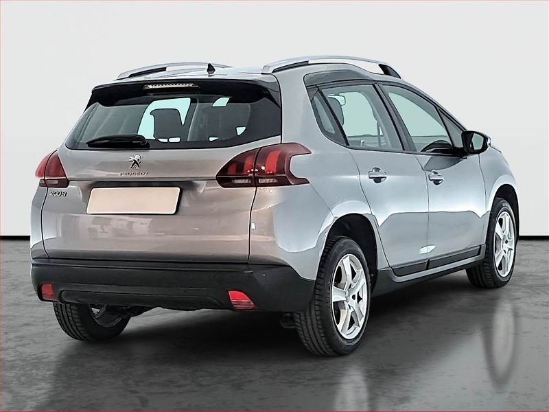 Peugeot 2008 (2017) 1.6 BlueHDi, ČR,1.maj - fotka 5 z 18