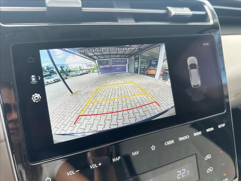 Hyundai Tucson 1,6 T-GDi MHEV 4WD SMART NAVI - fotka 24 z 27