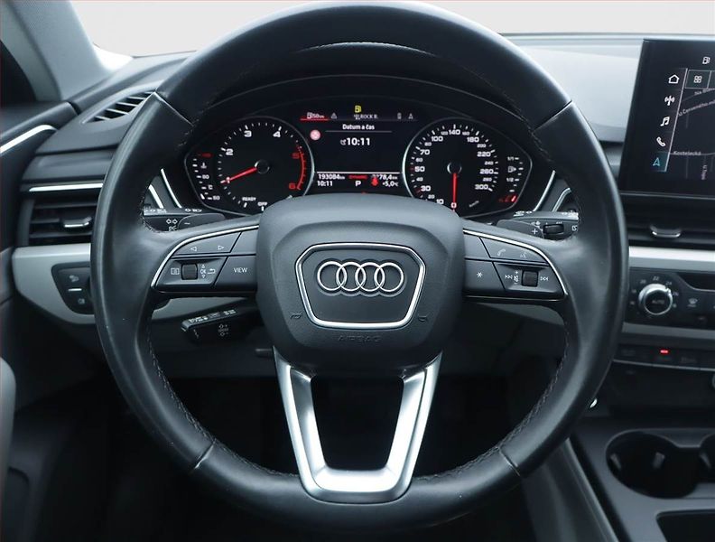 Audi A4 (2022) 35 TDI, Automat, Navi - fotka 18 z 24