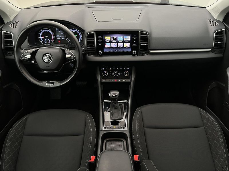 Škoda Karoq 1.5 TSI DRIVE AUT CZ - fotka 2 z 40