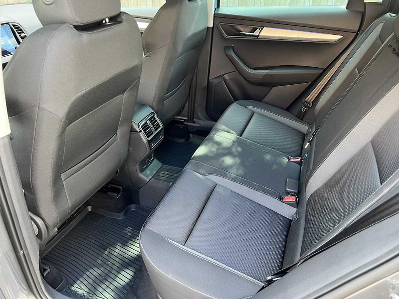 Škoda Karoq 2.0 TDi 110 kW 1.MAJITEL DPH - fotka 11 z 22