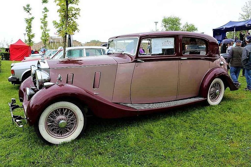 Sraz luxusních vozů Rolls-Royce a Bentley.