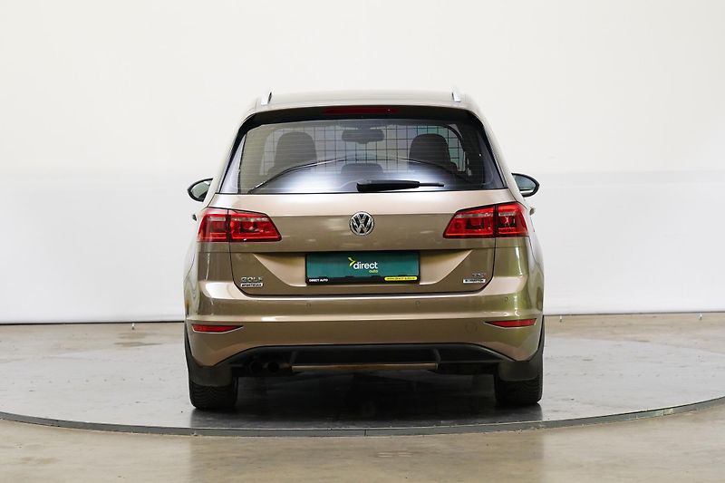 Volkswagen Golf Sportsvan - fotka 6 z 23