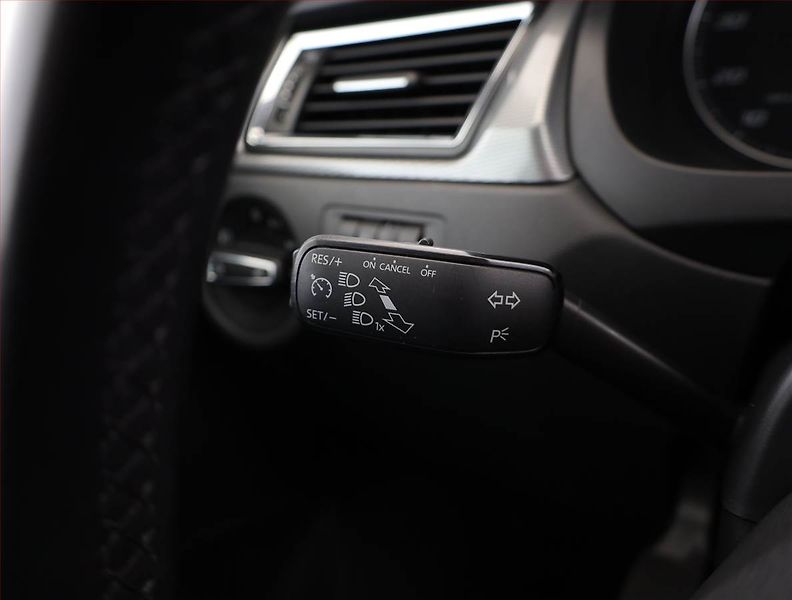 Seat Toledo (2017) 1.0 TSI, Serv.kniha - fotka 12 z 18