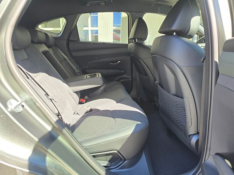 Hyundai Tucson (2026) 1.6 T-GDi MT 20 YEARS PREMIUM - fotka 29 z 29