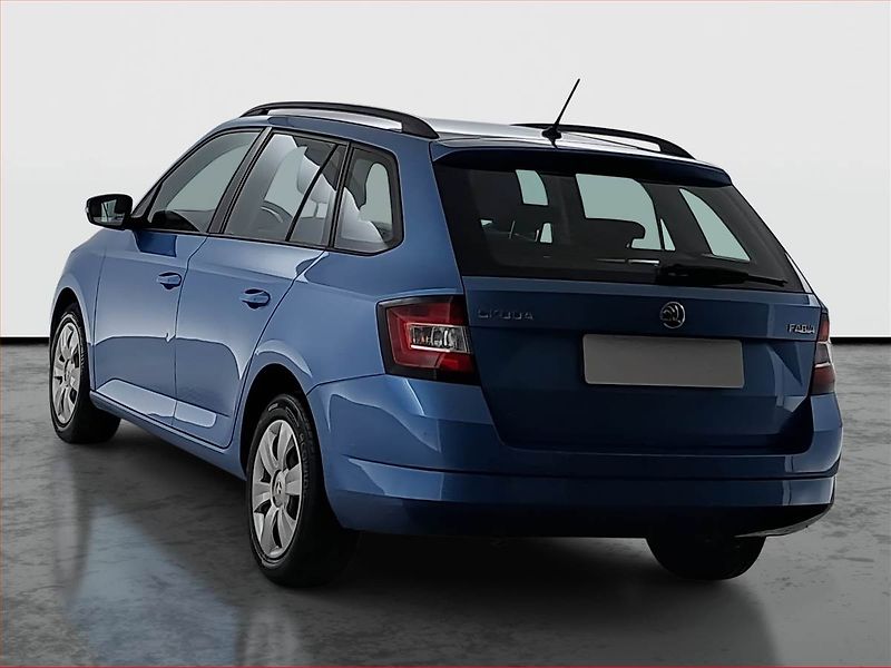 Škoda Fabia (2015) Ambition 1.2 TSI, ČR,1.maj - fotka 4 z 14