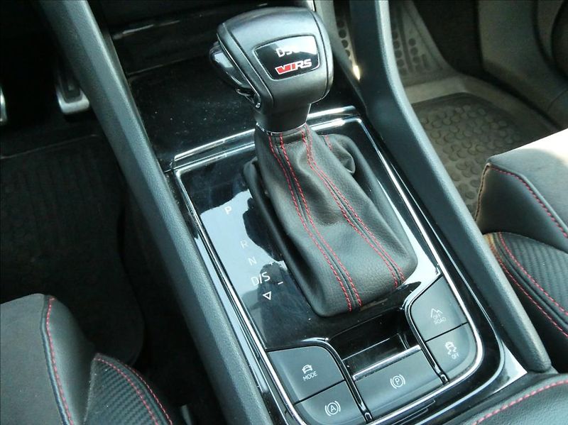 Škoda Kodiaq 2,0 TDi 176kW,ČR,REZERVACE  RS - fotka 26 z 40