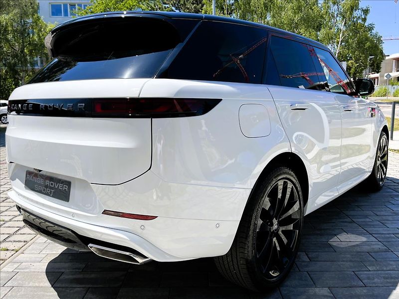 Land Rover Range Rover Sport (2026) 3,0 P460e DYNAMIC SE PHEV - fotka 9 z 35