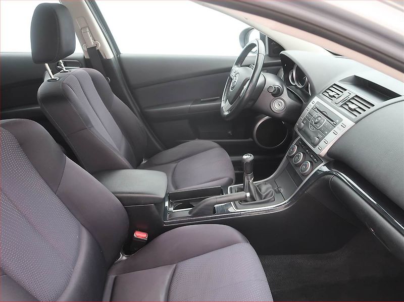 Mazda 6 (2009) 2.0, po STK, Tažné, zamluveno - fotka 7 z 13