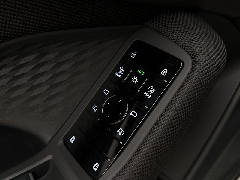 Audi A6 e-hybrid quattro 360 Matrix - fotka 24 z 29