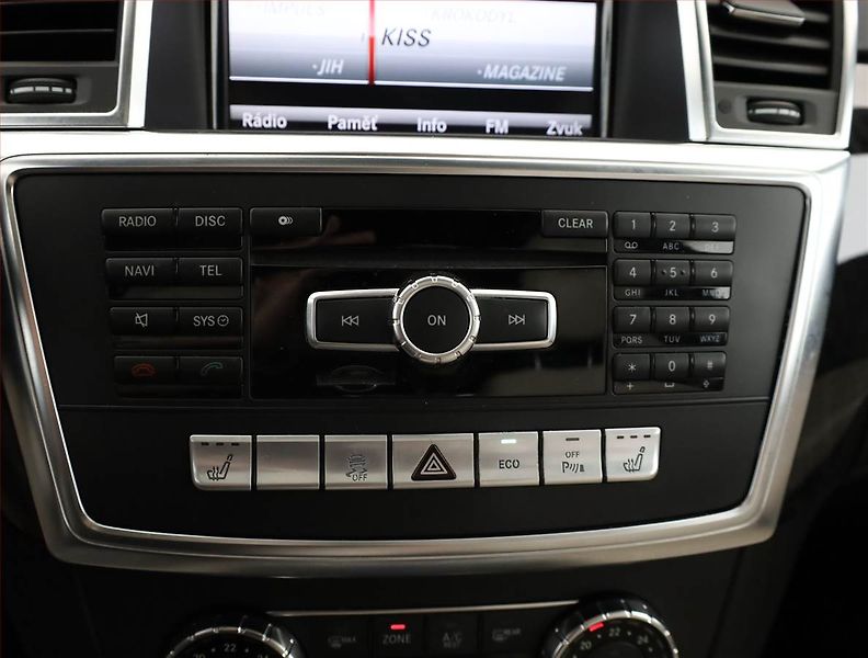 Mercedes-Benz Třídy M (2013) ML 350 BlueTEC, 4X4, Automat - fotka 13 z 20