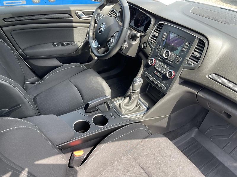 Renault Mégane 1.5 DCi 85 kW LIMITED-DPH-ČR ! - fotka 17 z 38