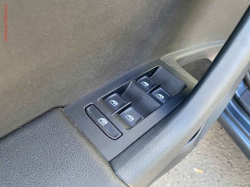 Škoda Octavia (2016) 1.6 TDi, ČR, Ambition Fresh - fotka 13 z 17